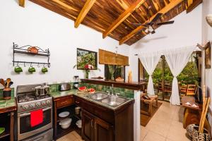 Casa Rustica - Private - Beach Walk - Fast WIFI