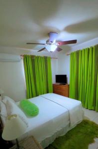 Golden Breeze Stay COOL