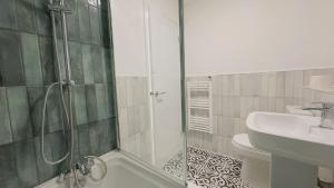 Deluxe Apartment in Erith, London