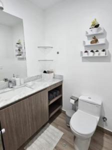 201 Amplio Dpto con 3 habitaciones, muy centrico