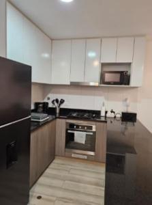 201 Amplio Dpto con 3 habitaciones, muy centrico