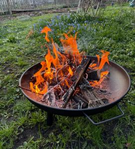 Uus 8a privaatse aiaga Kuressaare südames