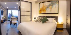 Modern 1BR near Revolución Monument with Views Balcony & Gym