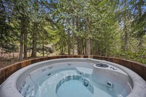 Holzhutte - Mid-century alpine retreat - Hot tub
