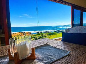 Spacious 4 Bedroom on the Beach