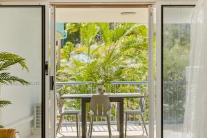 SEASIDE APARTMENT - Pool - Tennis Court - WiFi - Full Kitchen