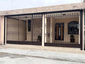 Casa Acogedora cerca de UANL y Monterrey