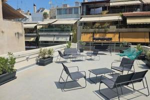 Emerald House Rooftop & Stylish Apartments In Central Athens