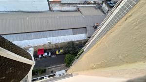 Sua estadia acompanhada de CESTA de presente e MINI ESPUMANTE para brindar momentos inesquecíveis neste Studio confortável e aconchegante, 2 quadras da Praia de Copacabana, Pertinho de tudo, Para tornar sua experiência ainda mais especial, de