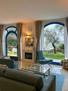 Lakefront House With Garden On Monte Isola