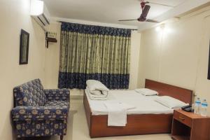 Aanand Hotel