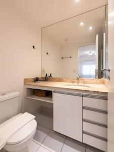 BHaus Morumbi Estádio Andalus Einstein | Grand Apartment com Varanda | 1o andar | Academia | Piscina | Lavanderia pay per use | Minimercado | Recepção 24h | Vaga de Garagem | ad8