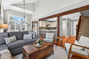 Cozy Condo on the Golf Course