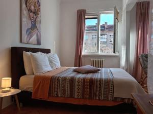 Chic Suite Walk to Metro & Mall Sofia