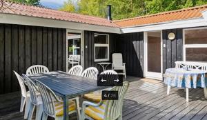 Family Vacation Home In Heart Of Hornbaek