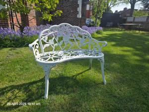 Charming Ground Floor Tudor Apartment Free Wifi Manchester