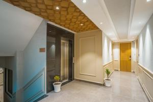 Tripli Hotels Royal Spring
