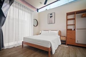 Laguna Parkside Residences by Banyan Living
