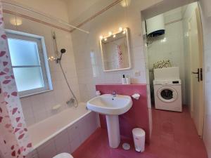 Villa Isabella Guest House