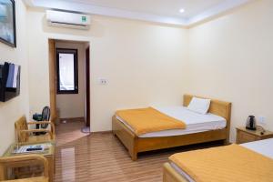 12 Ao Ca Hotel