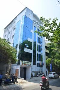 Sri Sai Saara Inn