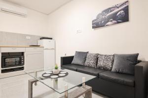 City center 2 bedroom apt M by Adex travel