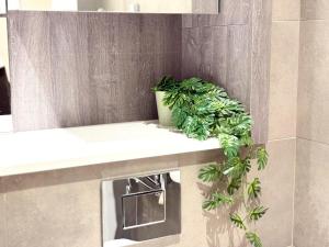 City Centre - Apt - Sleeps4 - Canal View - Parking