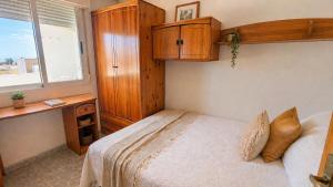 Benicarlo 4A2 Apartamento con amplia terraza y vistas al mar, WIFI, garaje