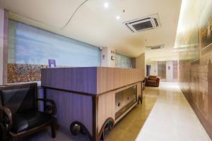The Maharaja Business Hotel