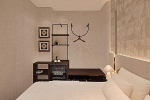 The Modern Dilly Hotel & Spa - Next to Ben Thanh Market