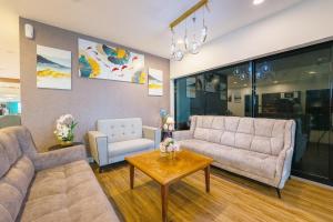 103 Hotel by manatidur