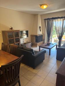 GK23 Sea View House
