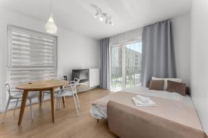 Tauron Arena Charming Apartment by BookingHost