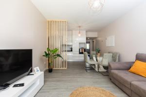 Sunny Spot by Rent-a-key