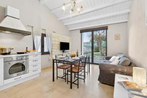 Borgo Hedone with Shared Pool