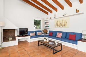 Villa Binixop by Villa Select