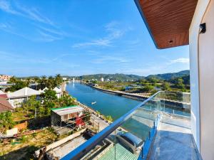 Đức Loan Hotel Vĩnh Hy