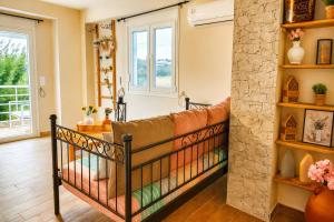 EuZoea Country Home 3 Nature Escape with Pool