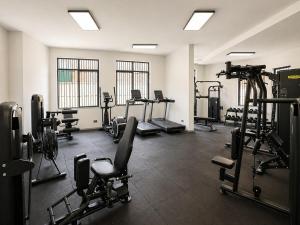 Designer 3BR Kilimani, Heated Pool, Gym and Garden Balcony