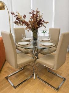 Stunning 1 Bedroom Apartment in Little Venice