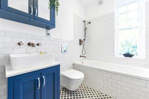 Stunning 1 Bedroom Apartment in Little Venice