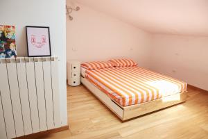 Hellen Studio Home