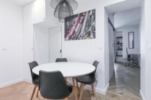 4-Star Apartment for 4, 10 mn from Champs-Élysées