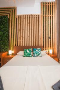 Banana Beach Patacona Rooms