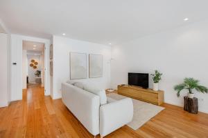 Sal DOuro Atlantic Living Gym & Garage