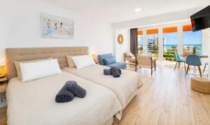 Cubos Sea View Studio 100m from the Beach