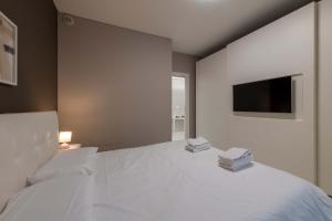 Urban Marble Suite