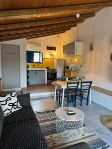 Casa Caleca guest house with private pool