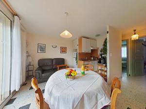 Appartement T3 avec balcon à 50m de la plage