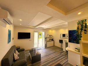Barracuda Suite Sea View & Dinner Experience